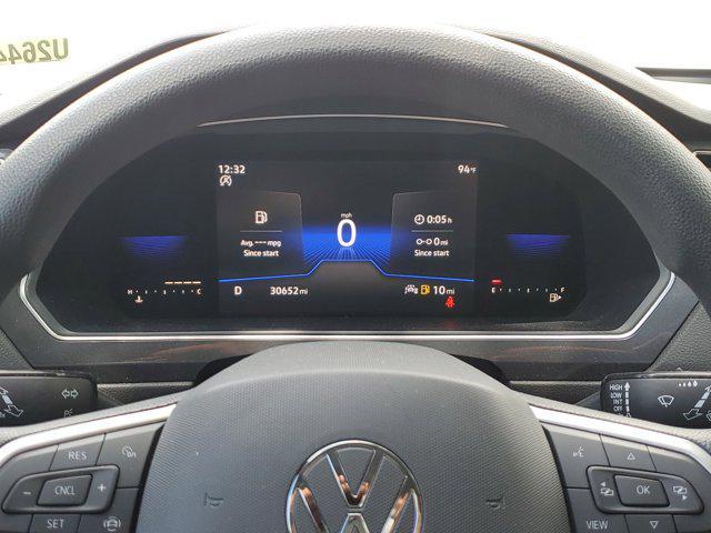 Photo of 2022 Pure White Volkswagen Tiguan