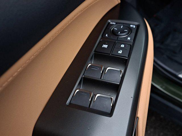 Photo of 2024 Nori Green Pearl Lexus NX 250