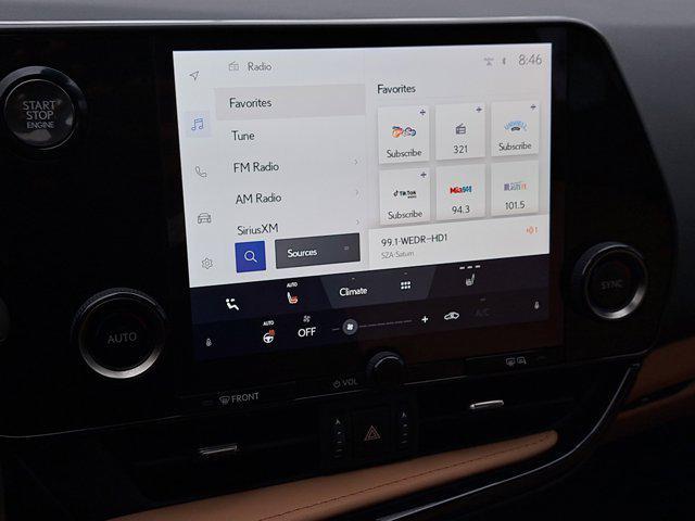 Photo of 2024 Nori Green Pearl Lexus NX 250