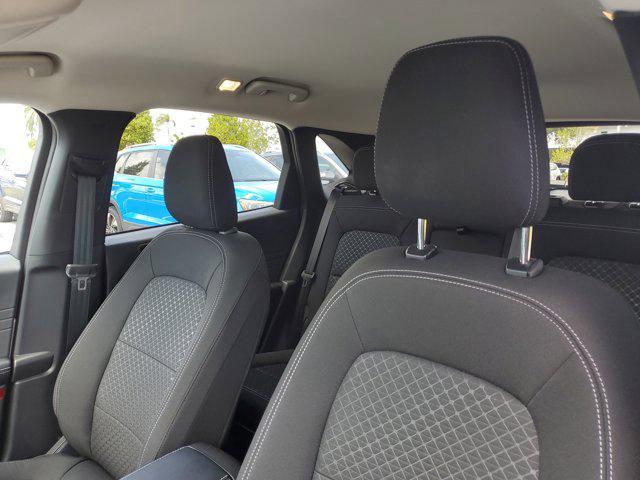 Photo of 2024 Silver Metallic Ford Escape