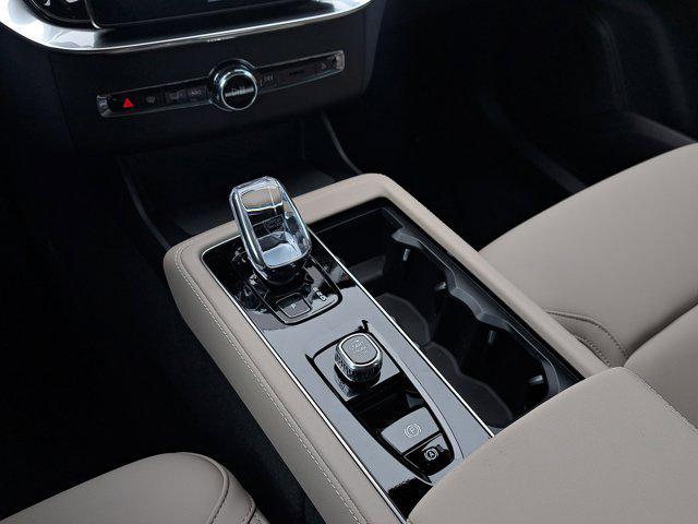 Photo of 2026 Denim Blue Metallic Volvo XC90