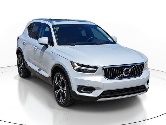 2022 Volvo XC40