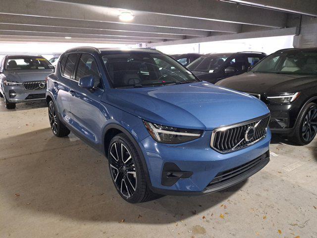 2023 Volvo XC40