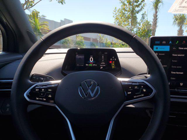 Photo of 2025 pure gray Volkswagen ID.4