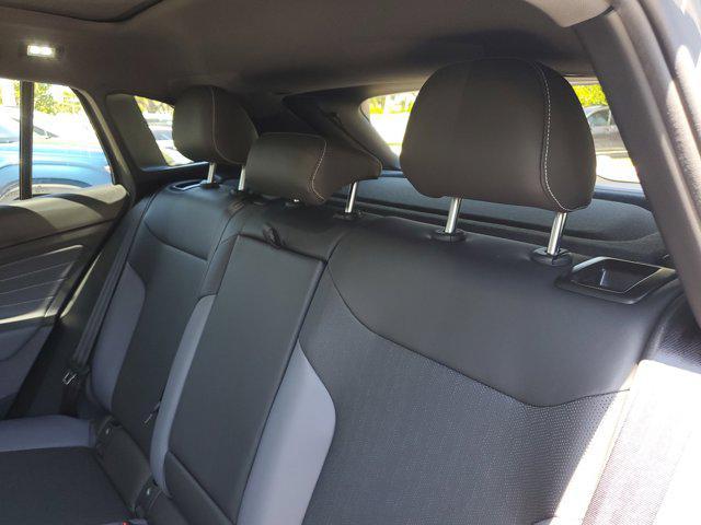 Photo of 2025 pure gray Volkswagen ID.4