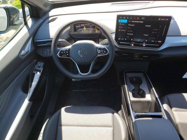 Photo of 2025 pure gray Volkswagen ID.4