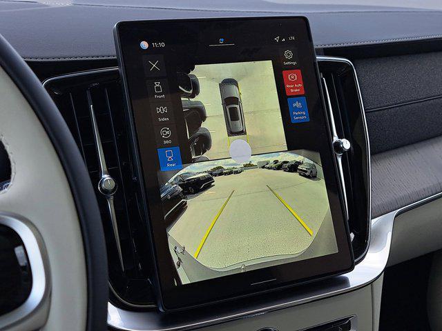 Photo of 2026 Denim Blue Metallic Volvo XC90