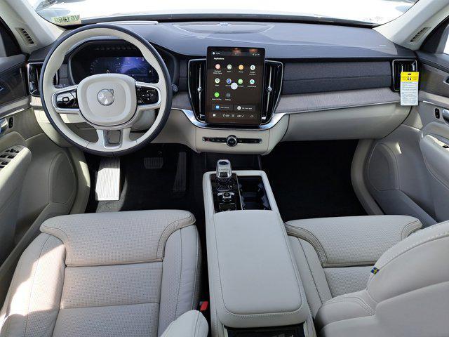 Photo of 2026 Denim Blue Metallic Volvo XC90