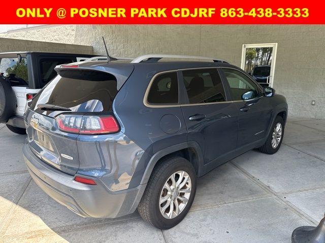Photo of 2019 Blue Shade Pearlcoat Jeep Cherokee
