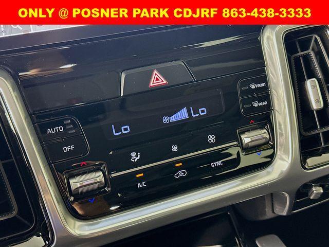 Photo of 2023 Wolf Gray Kia Sorento