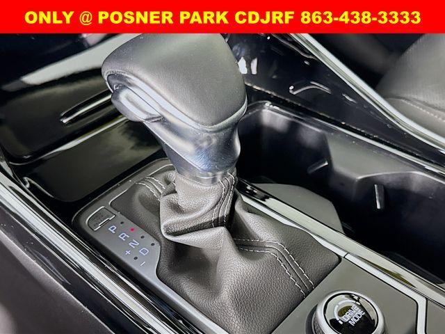 Photo of 2023 Wolf Gray Kia Sorento