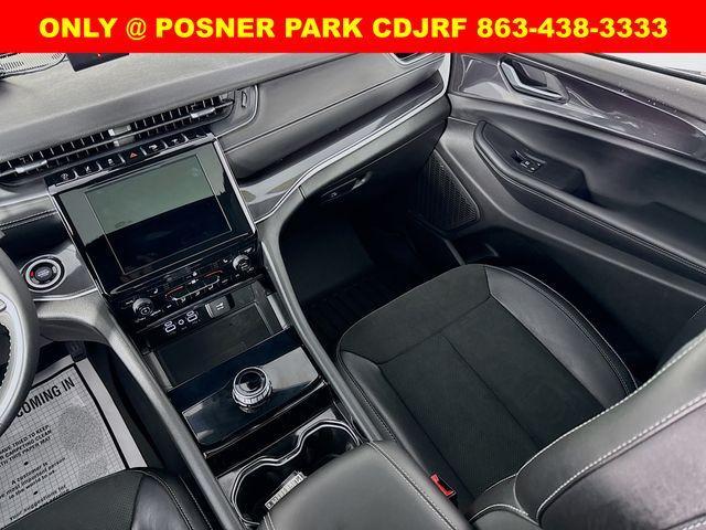Photo of 2023 Velvet Red Pearlcoat Jeep Grand Cherokee
