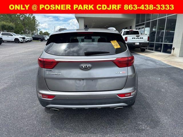 Photo of 2017 Mineral Silver Kia Sportage
