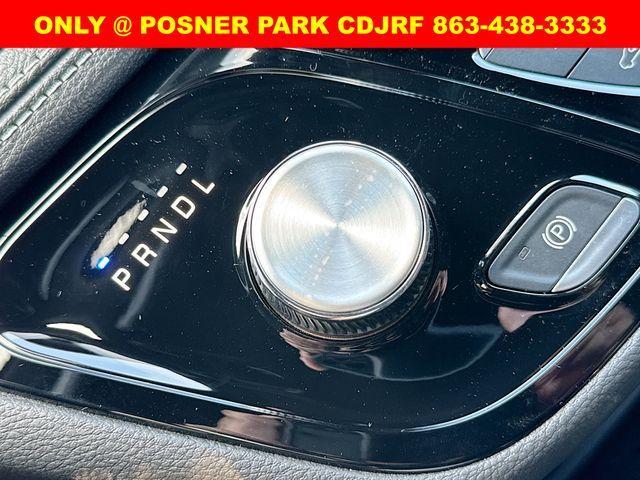 Photo of 2026 PW7 Chrysler Pacifica