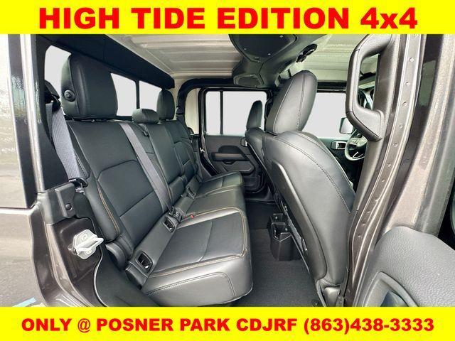 Photo of 2025 Granite Crystal Clearcoat Metallic Jeep Gladiator