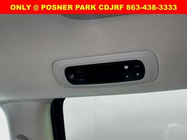 Photo of 2023 Fathom Blue Pearlcoat Chrysler Pacifica