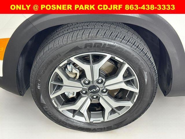 Photo of 2022 Snow White Pearl Kia Seltos