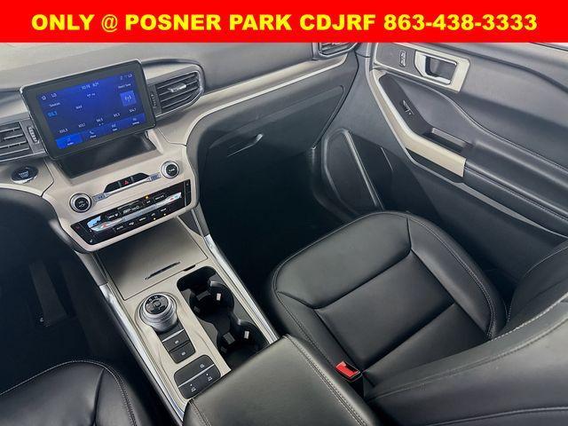 Photo of 2023 Blue Metallic Ford Explorer