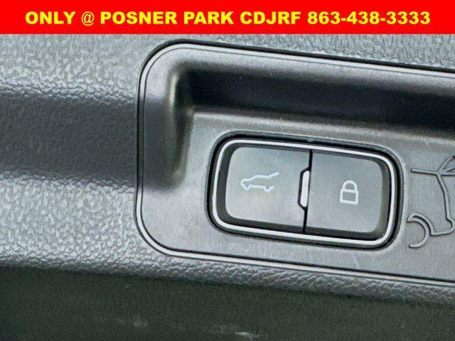 Photo of 2023 Blue Metallic Ford Explorer