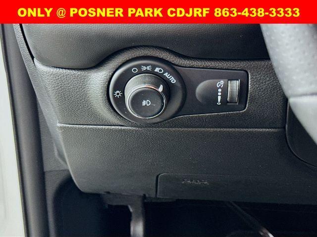 Photo of 2022 White Knuckle Clearcoat Dodge Durango