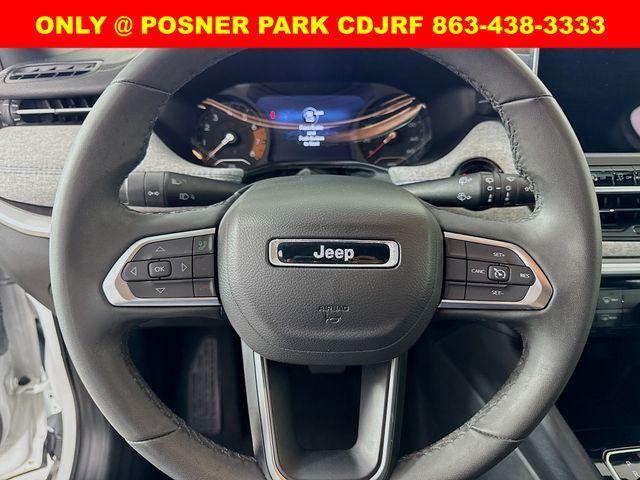 Photo of 2024 Bright White Clearcoat Jeep Compass