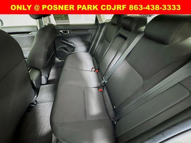 Photo of 2024 Platinum White Pearl Honda Civic