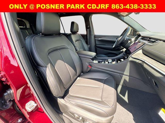Photo of 2025 Velvet Red Pearlcoat Jeep Grand Cherokee L
