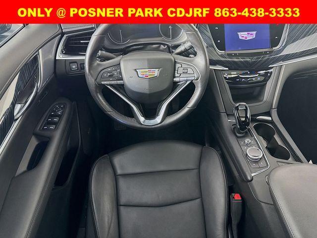 Photo of 2024 Black Metallic Cadillac XT6