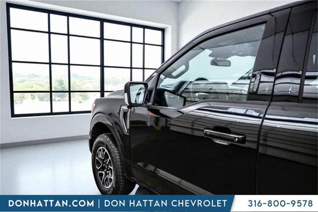 Photo of 2023 Agate Black Metallic Ford F-150