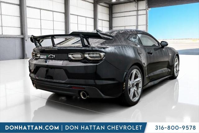 Photo of 2022 Black Chevrolet Camaro
