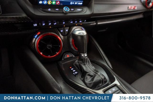 Photo of 2022 Black Chevrolet Camaro