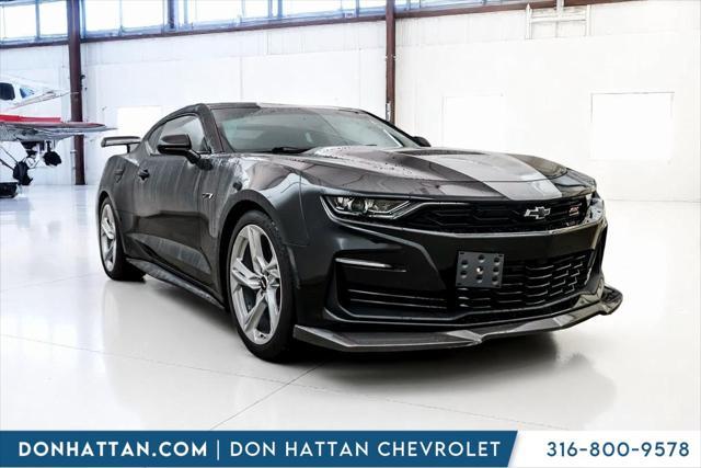 Photo of 2022 Black Chevrolet Camaro