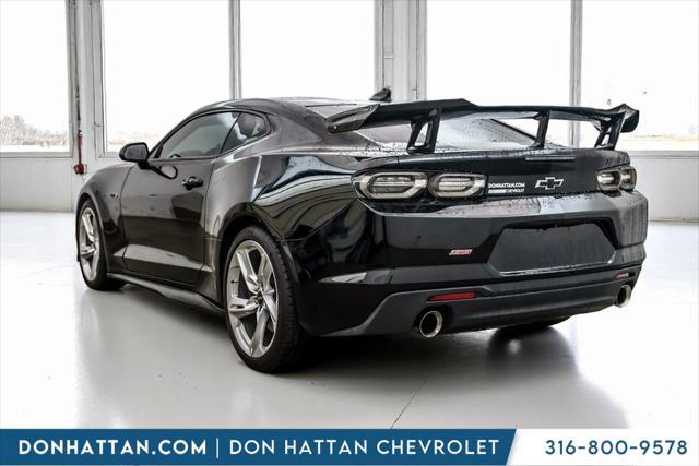 Photo of 2022 Black Chevrolet Camaro
