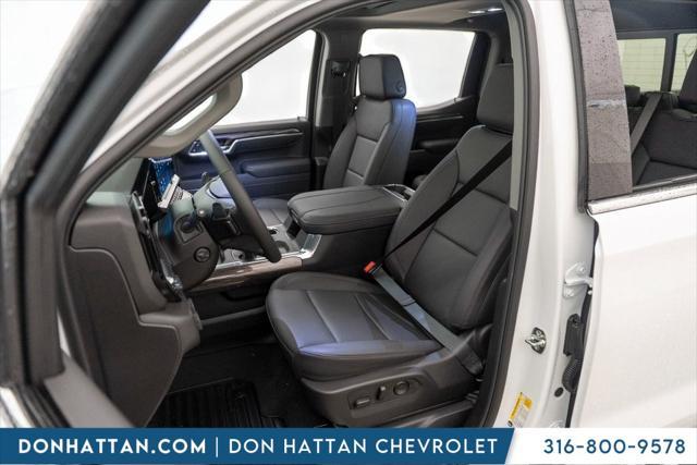 Photo of 2025 Summit White Chevrolet Silverado 1500