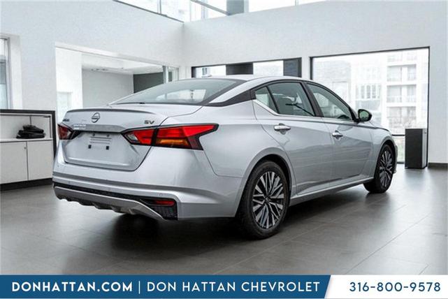 Photo of 2024 Brilliant Silver Metallic Nissan Altima