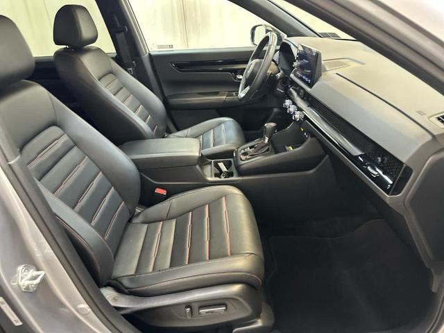 Photo of 2023 Lunar Silver Metallic Honda CR-V Hybrid