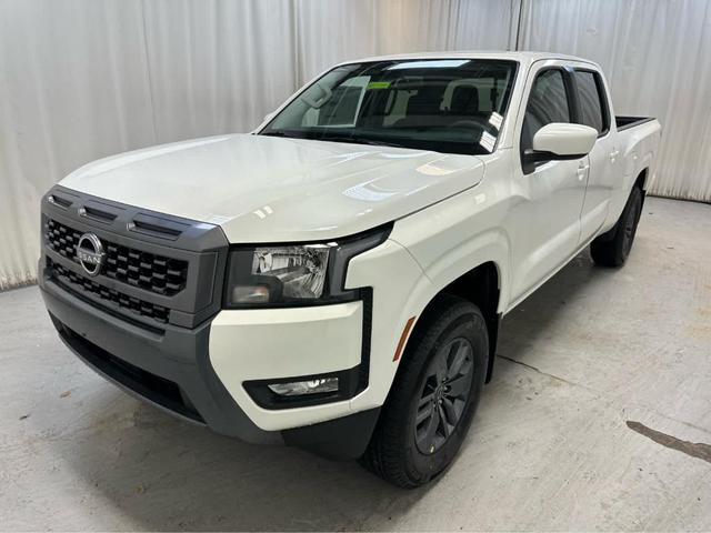 Photo of 2025 Glacier White Nissan Frontier