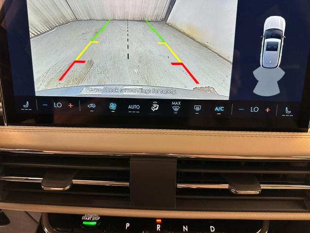 Photo of 2025 Metallic Lincoln Corsair