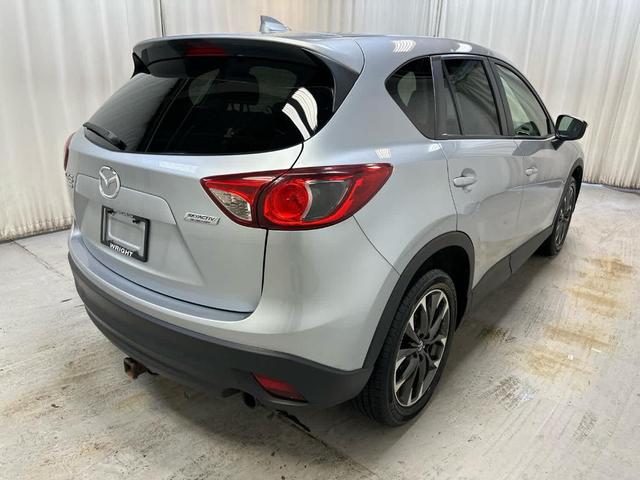 Photo of 2016 Sonic Silver Metalic Mazda CX-5