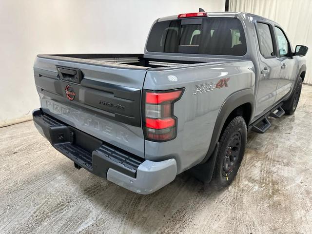 Photo of 2025 Boulder Gray Metallic Nissan Frontier