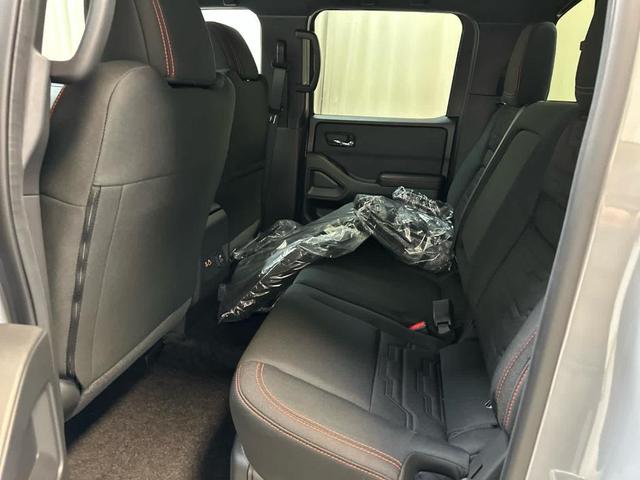 Photo of 2025 Boulder Gray Metallic Nissan Frontier