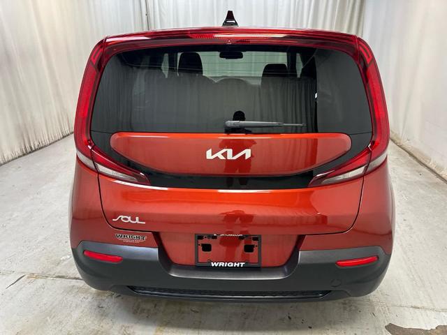 Photo of 2022 Mars Orange Kia Soul