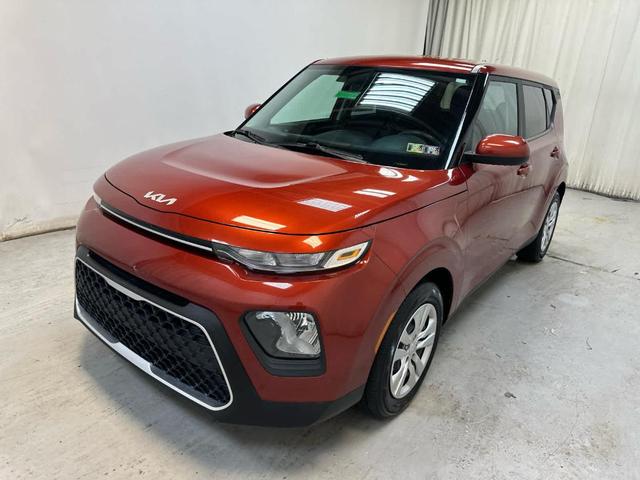 Photo of 2022 Mars Orange Kia Soul