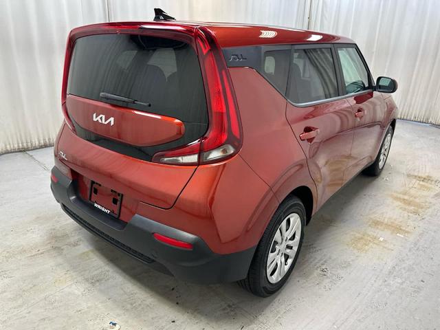 Photo of 2022 Mars Orange Kia Soul