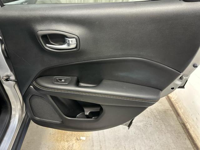 Photo of 2018 Billet Silver Metallic Clearcoat Jeep Compass