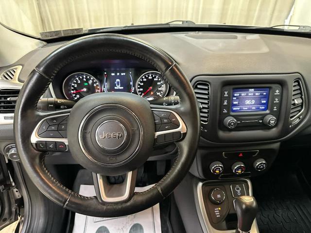 Photo of 2018 Billet Silver Metallic Clearcoat Jeep Compass