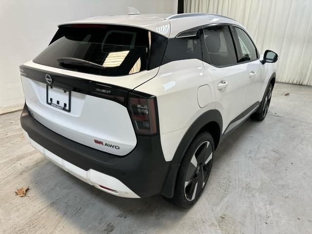 Photo of 2025 Aspen White Tri Nissan Kicks