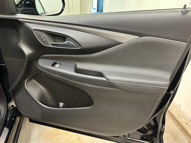 Photo of 2024 Ebony Twilight Metallic Buick Envista