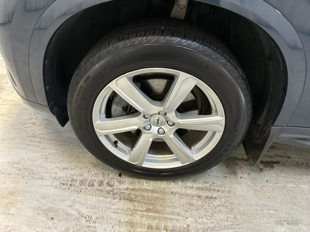 Photo of 2023 Denim Blue Metallic Volvo XC90