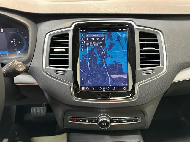 Photo of 2023 Denim Blue Metallic Volvo XC90